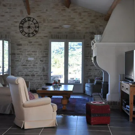 Lavish House In Ardeche With Shared Pool * Grospierres