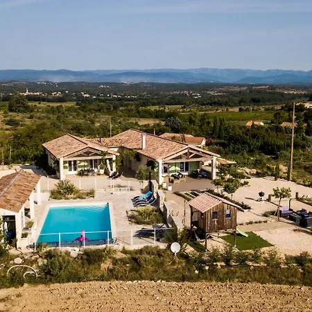 Lavish House In Ardeche With Shared Pool Grospierres